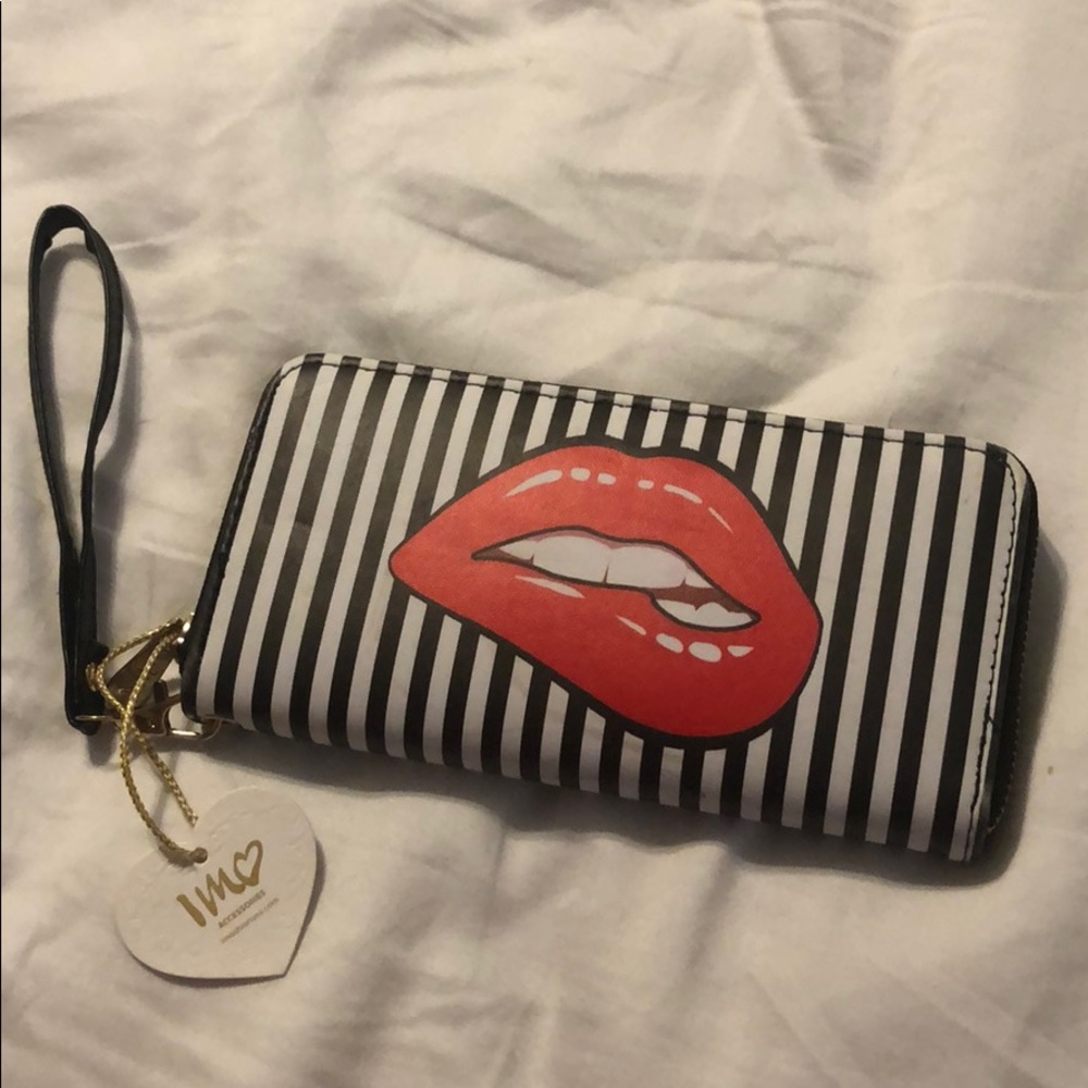 Lip Biting Wallet